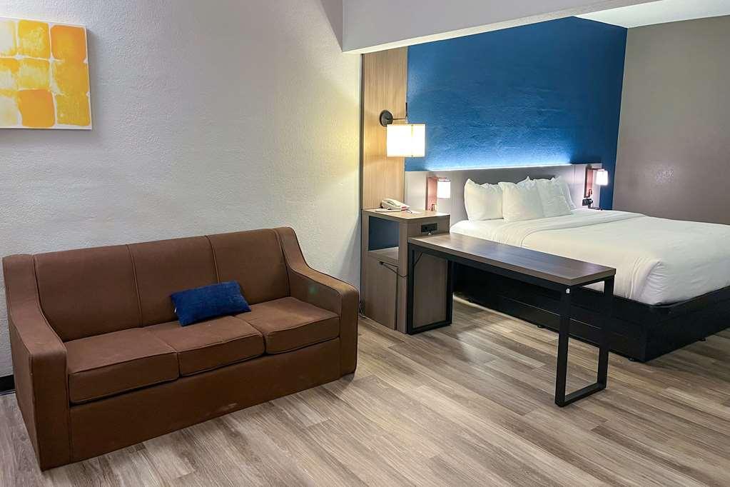 Comfort Suites Clearwater - Dunedin Room photo